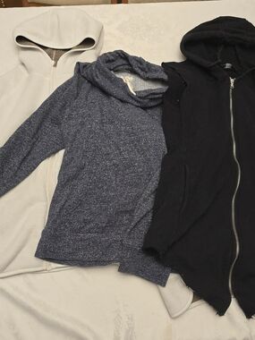 Hoodie, Pullover & Sleevless Sweater Bundle